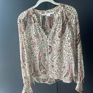 EUC Veronica Beard “boho” cream print silk blouse. Size 6.